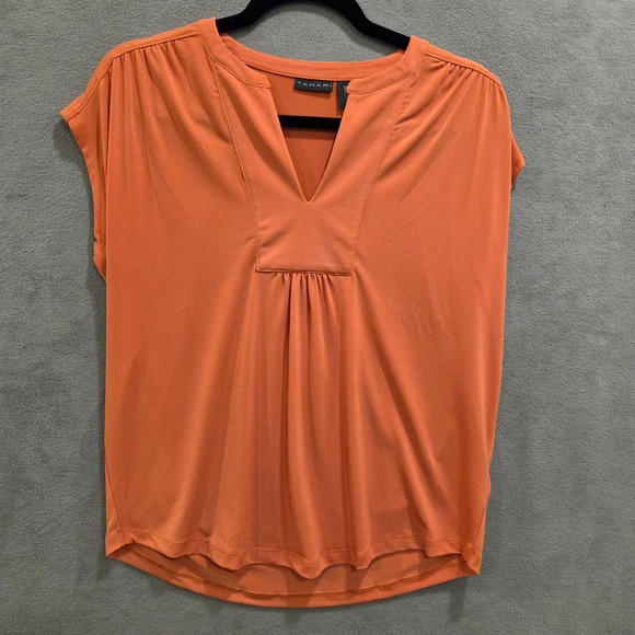 Tahari Tops - Tahari V-Neck Blouse Top Women's Size Small Short Sleeve Casual Office Classic